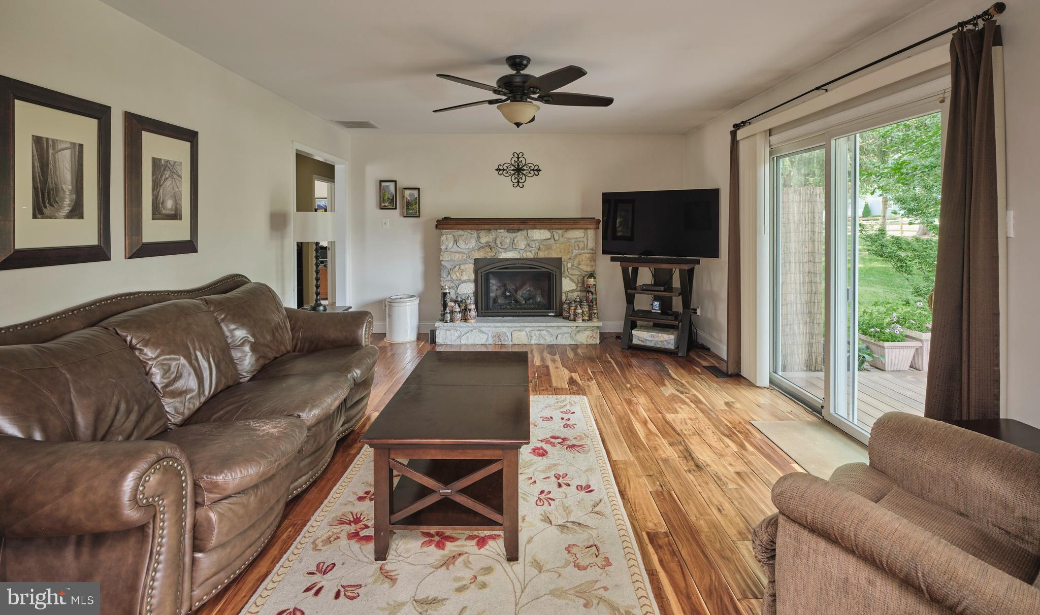 971 WEBER DRIVE