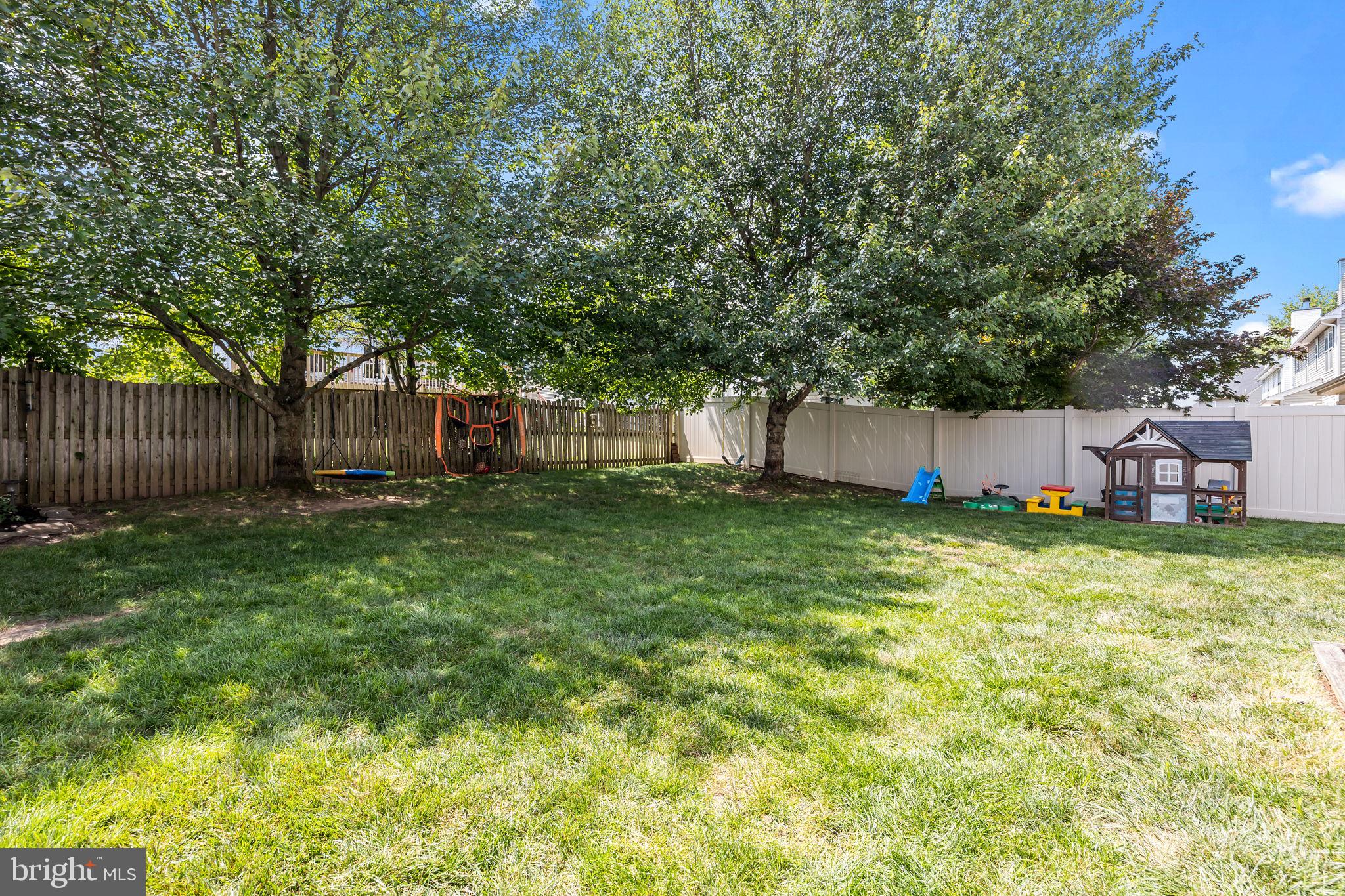 4198 MILADIES LANE