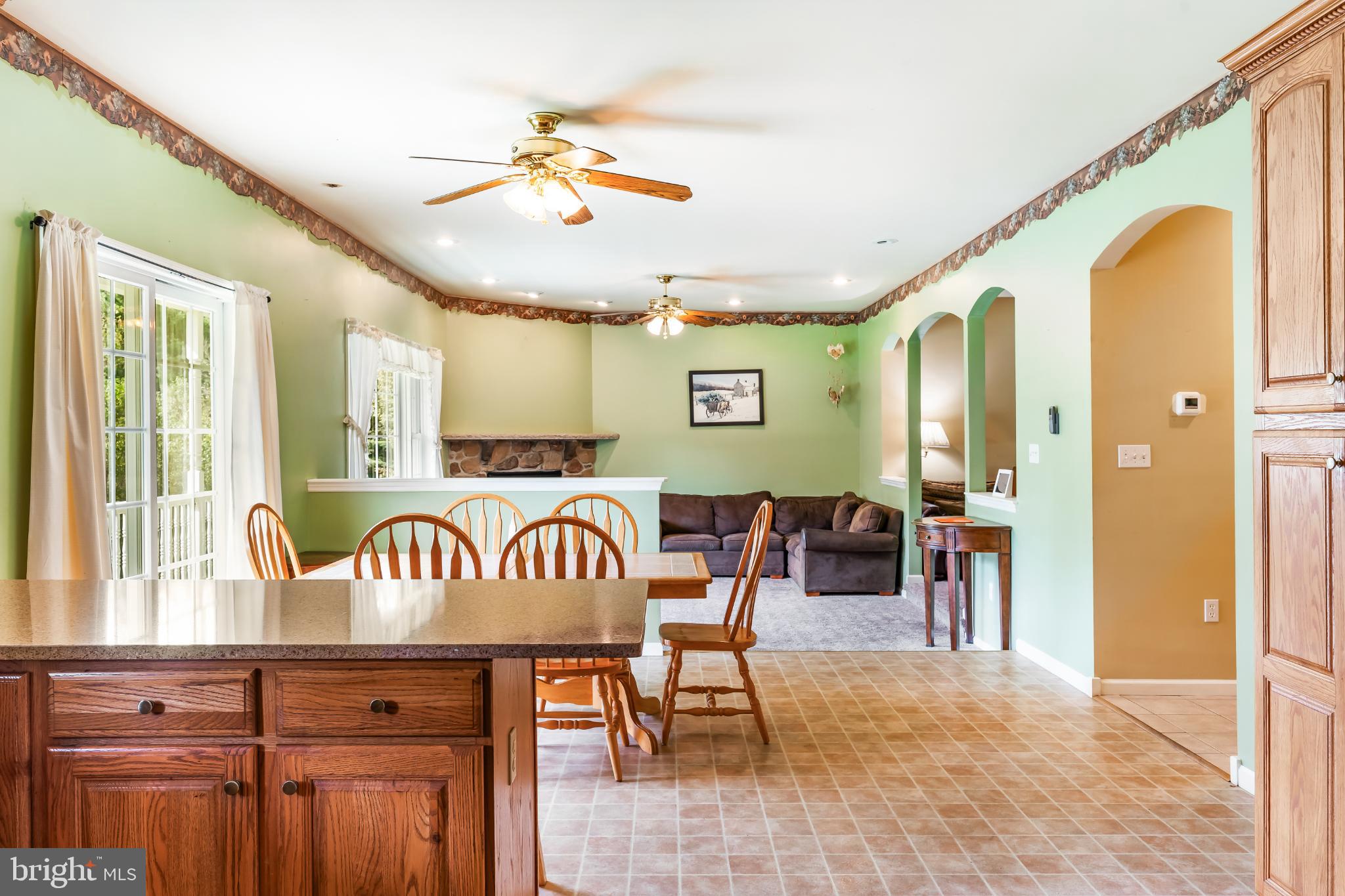 410 MAXINE DRIVE