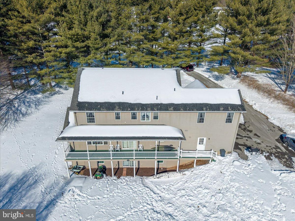 410 MAXINE DRIVE