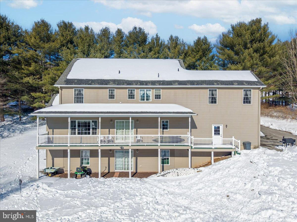 410 MAXINE DRIVE
