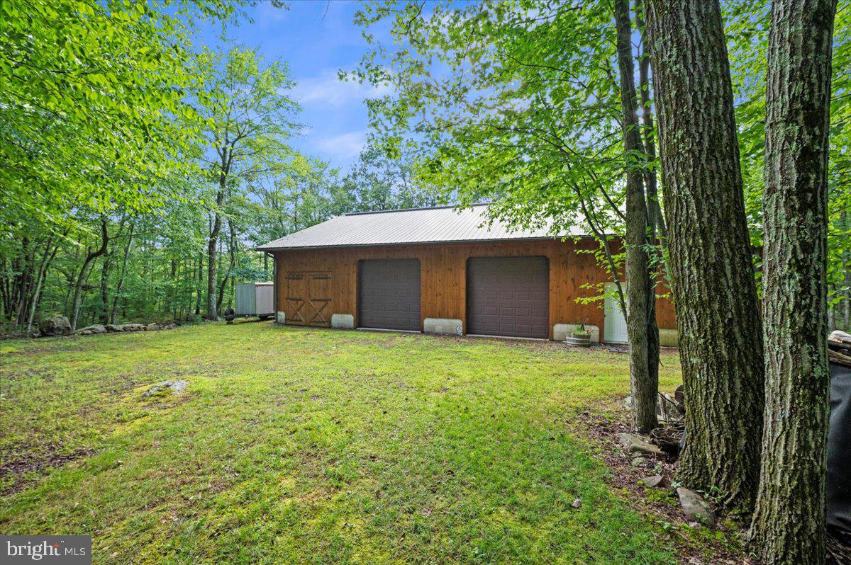 15 LOCUST DRIVE