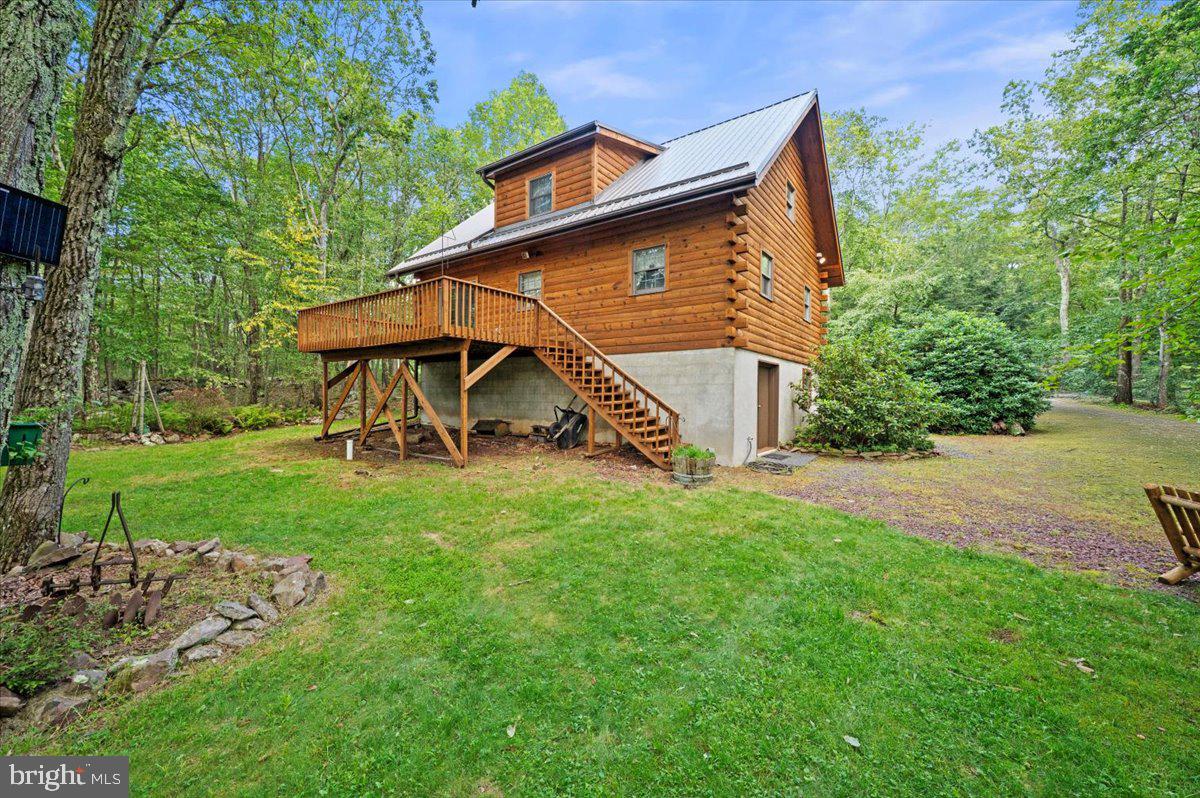 15 LOCUST DRIVE