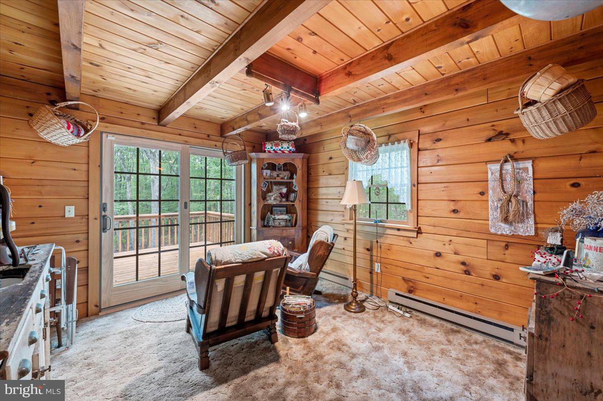 15 LOCUST DRIVE