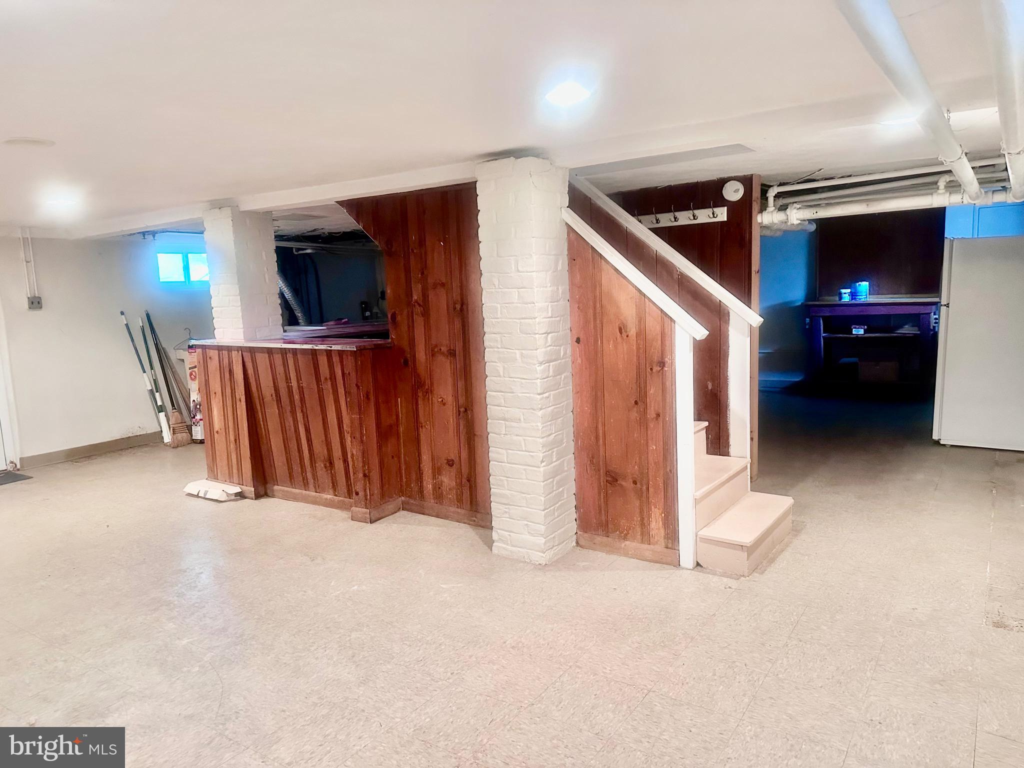 607 HARPER AVENUE