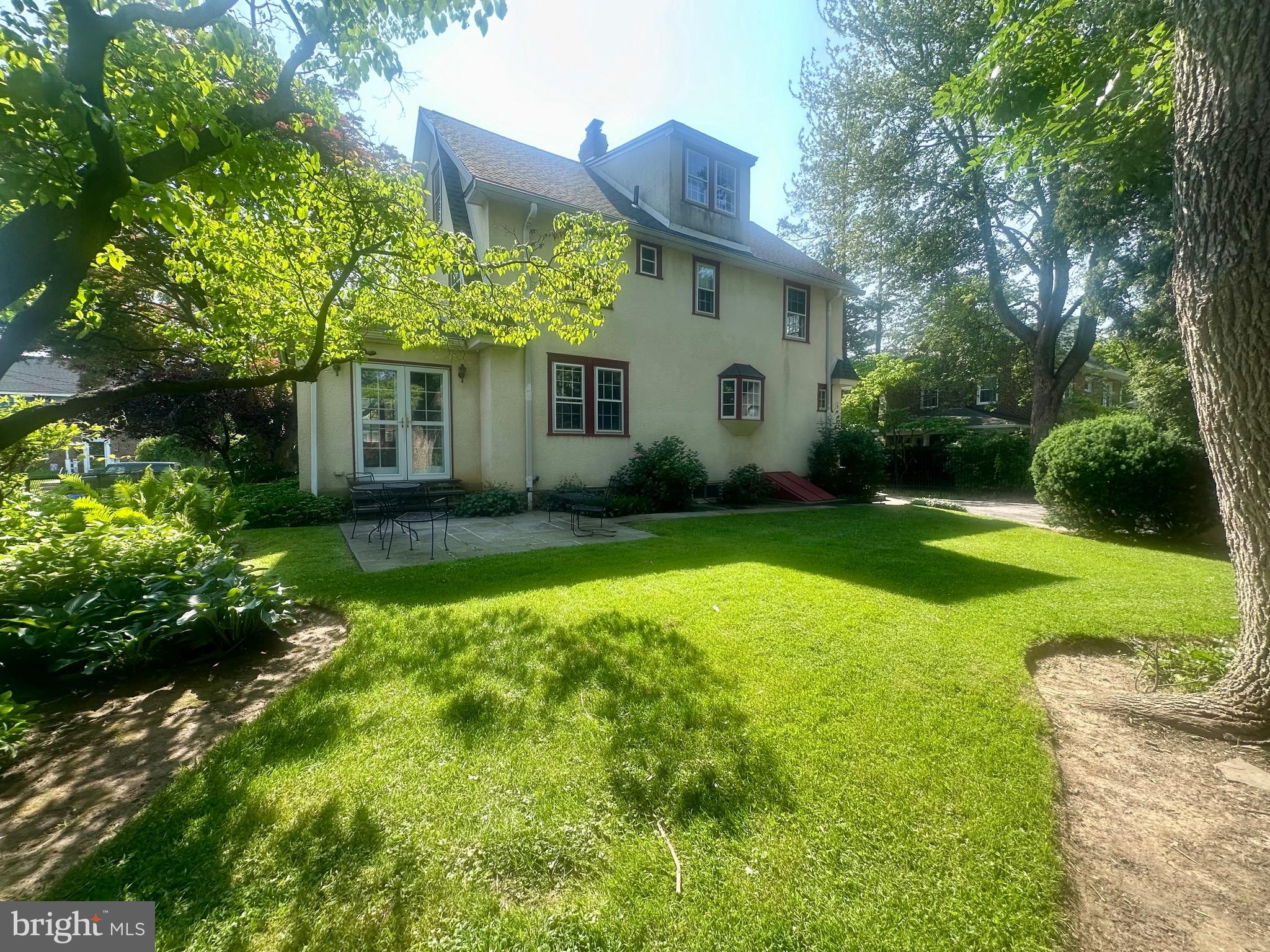 607 HARPER AVENUE