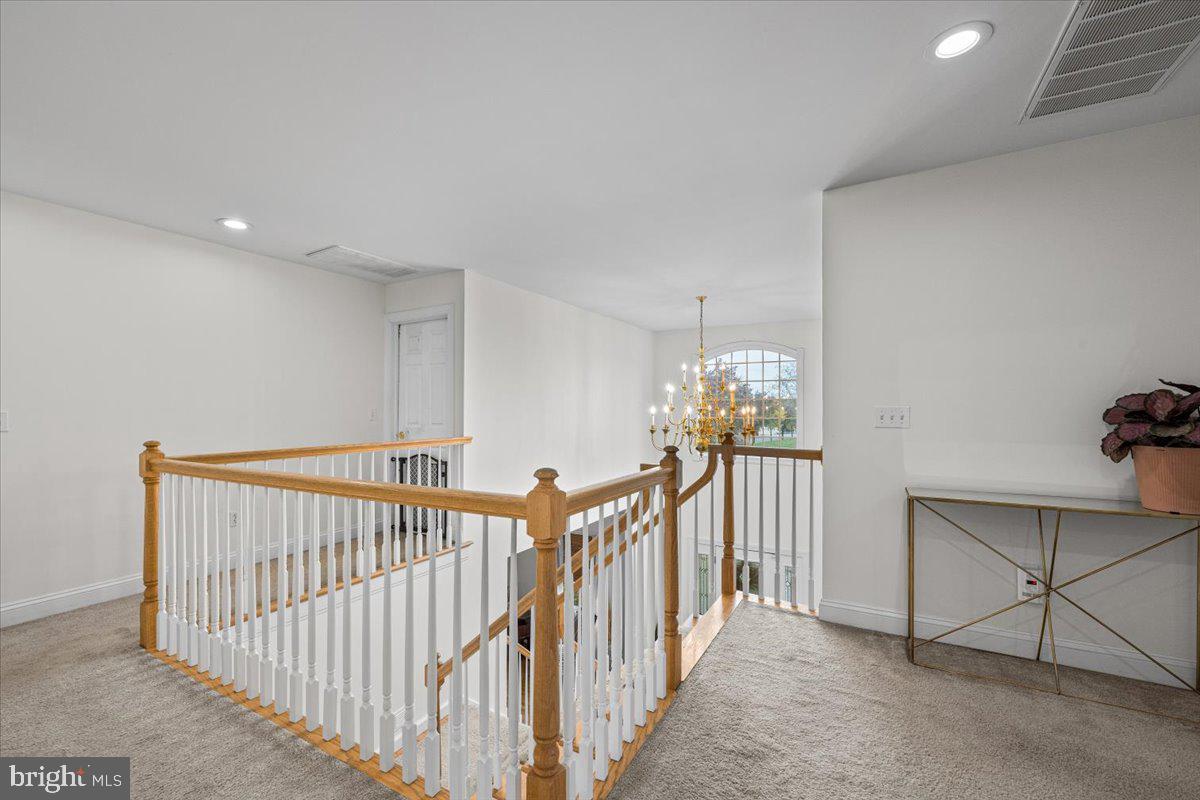 6942 LEHIGH COURT