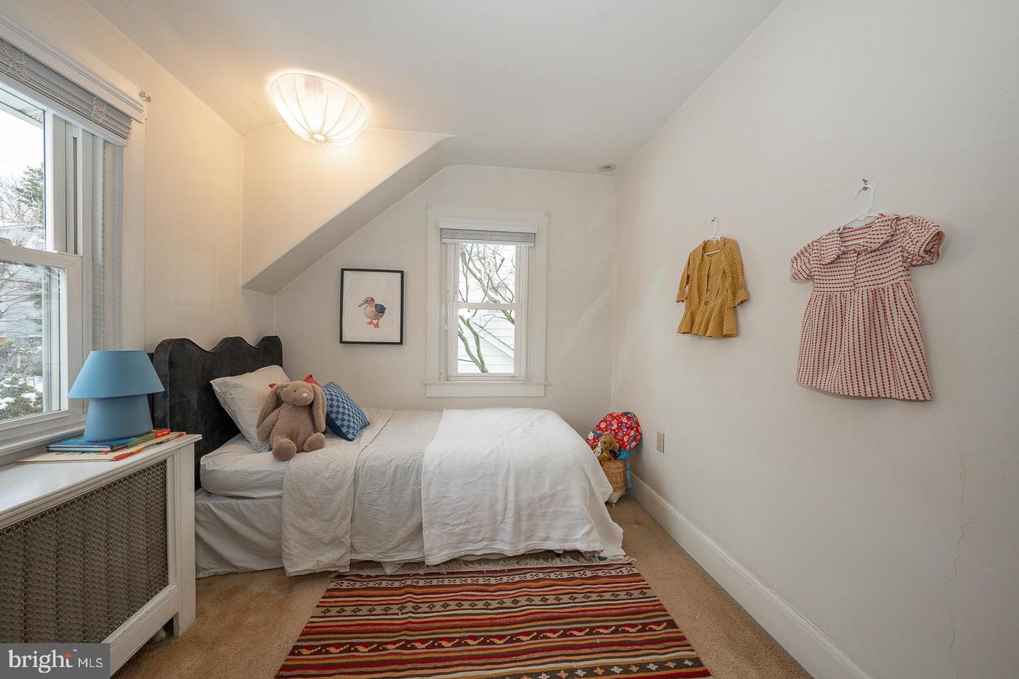 15 Woodbine Ave