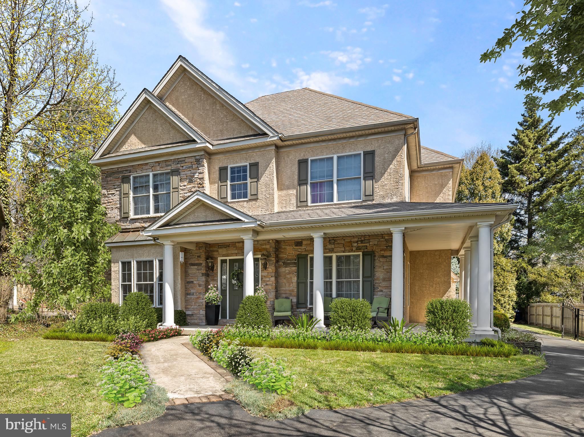 1211 FAIRACRES ROAD