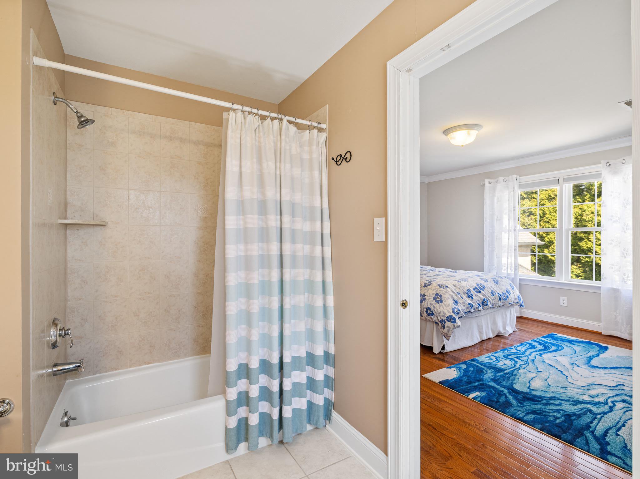 1211 FAIRACRES ROAD