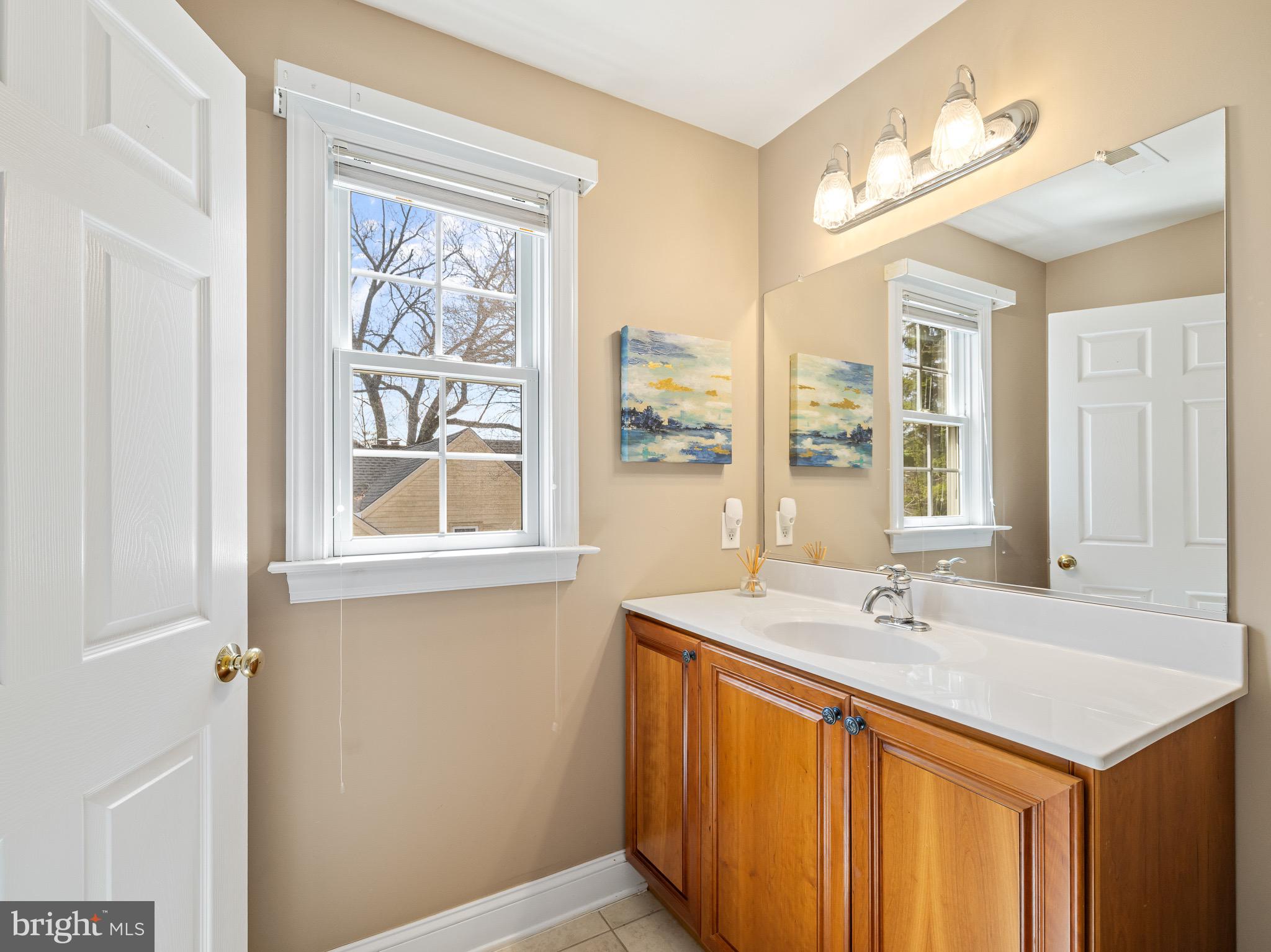 1211 FAIRACRES ROAD