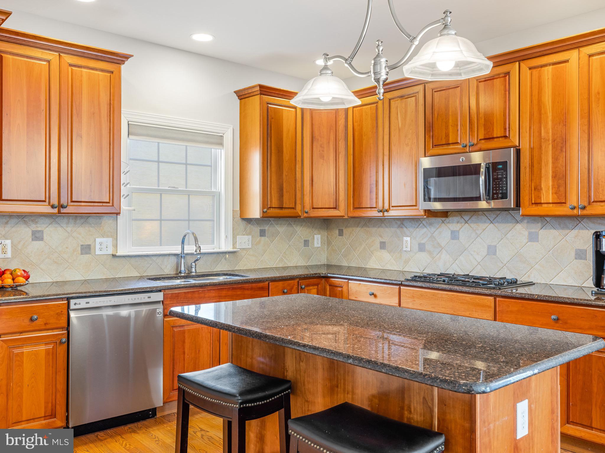 1211 FAIRACRES ROAD