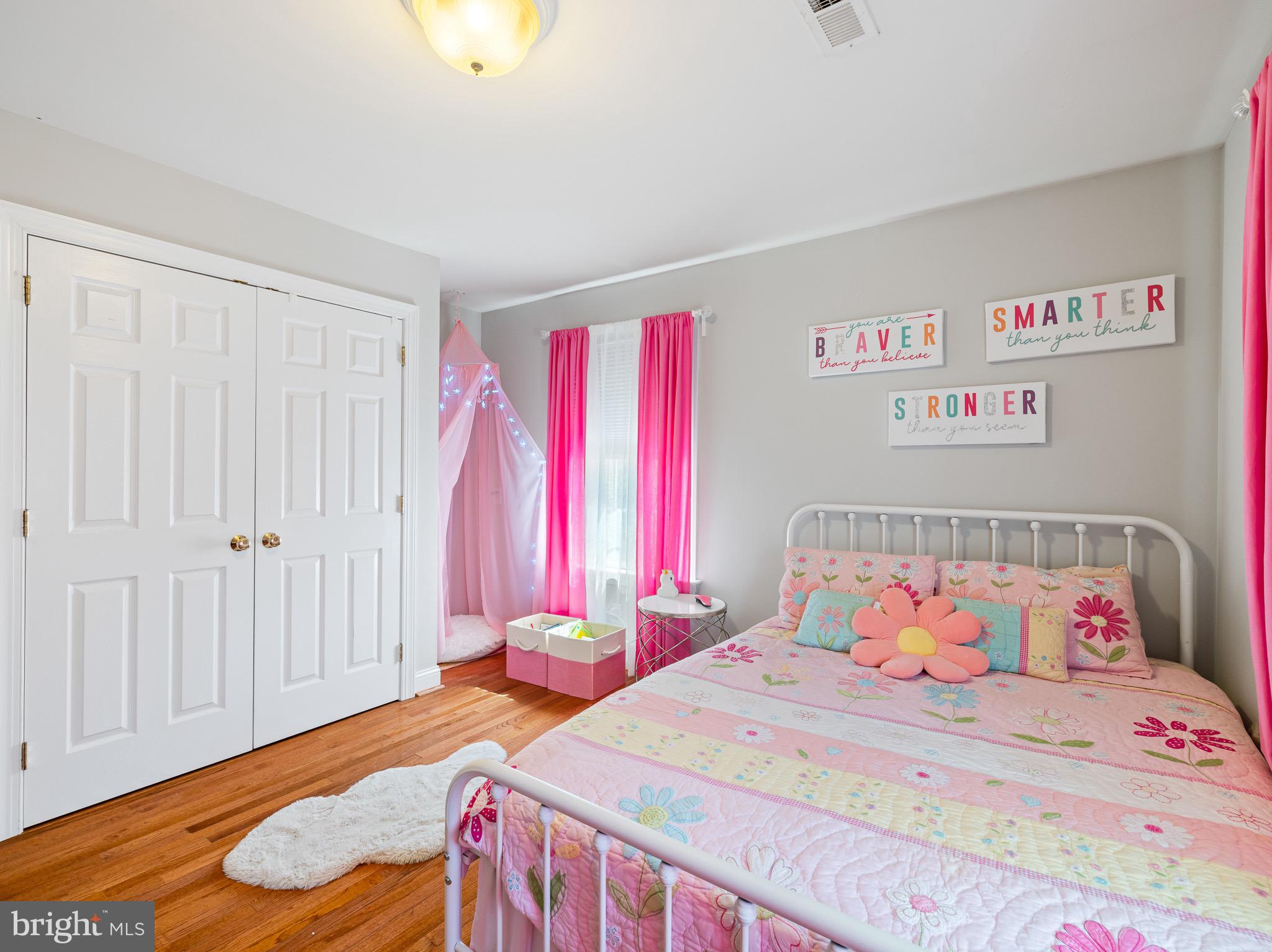 1211 FAIRACRES ROAD