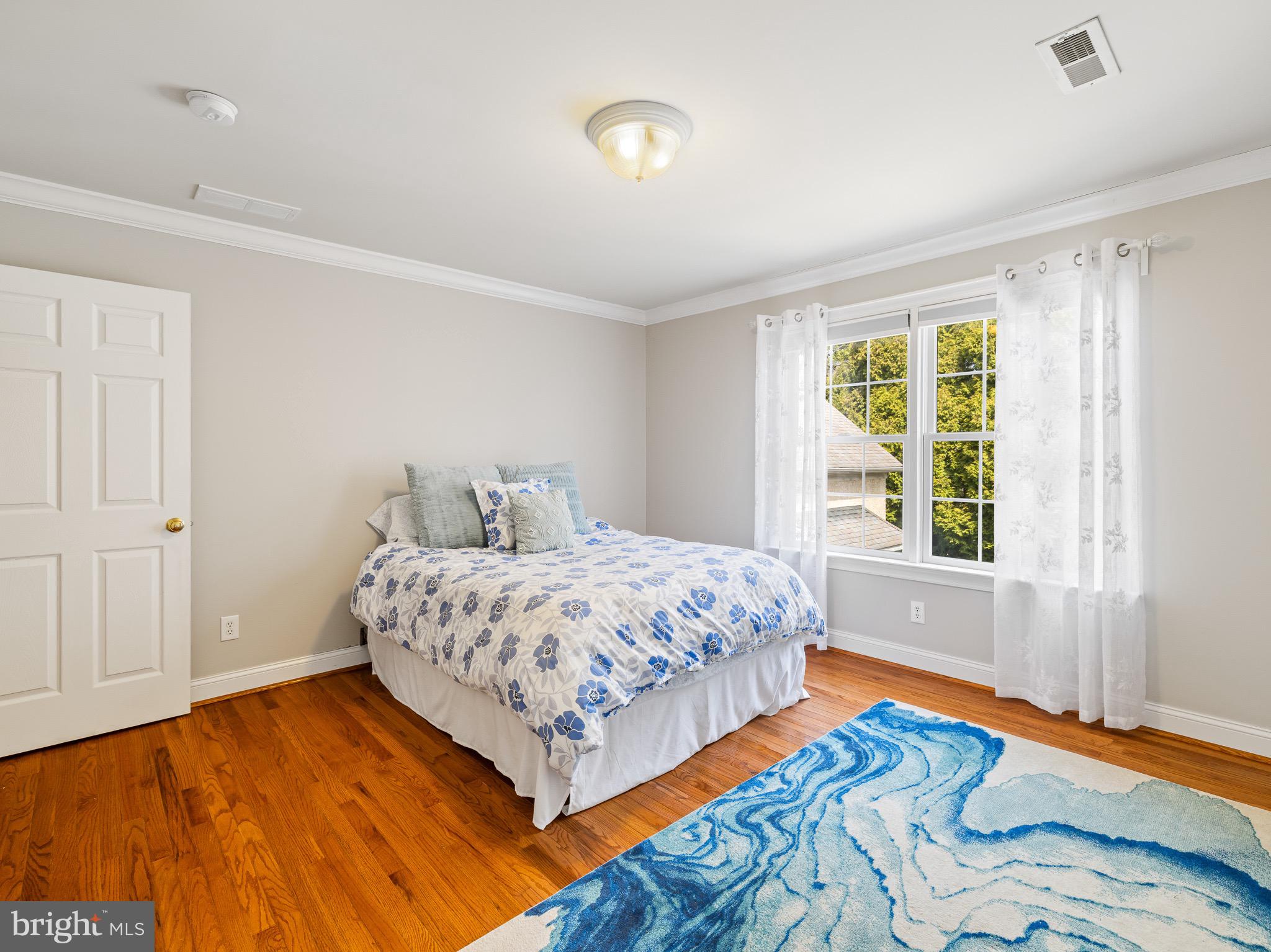 1211 FAIRACRES ROAD