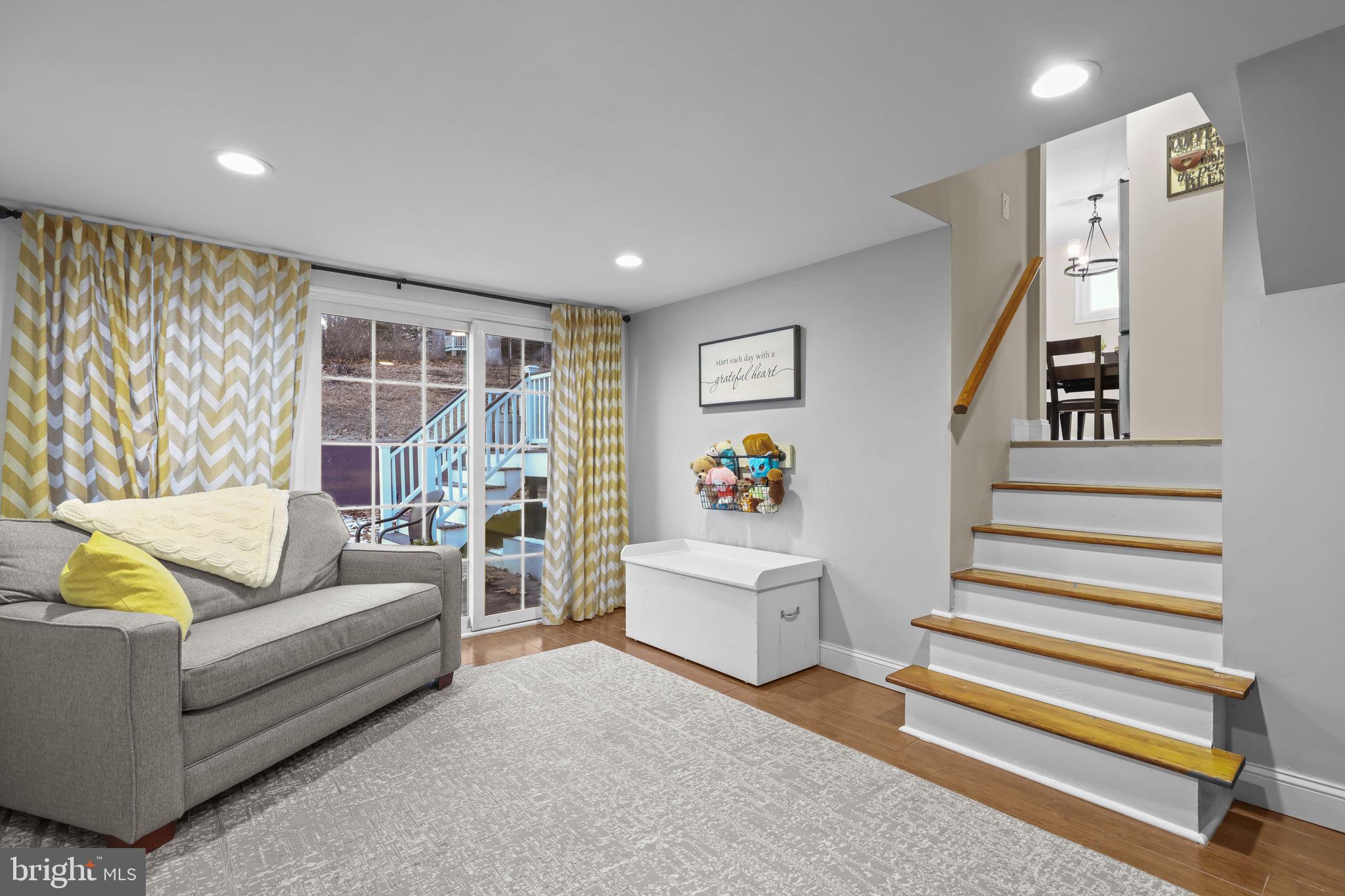 1362 PARTRIDGE ROAD