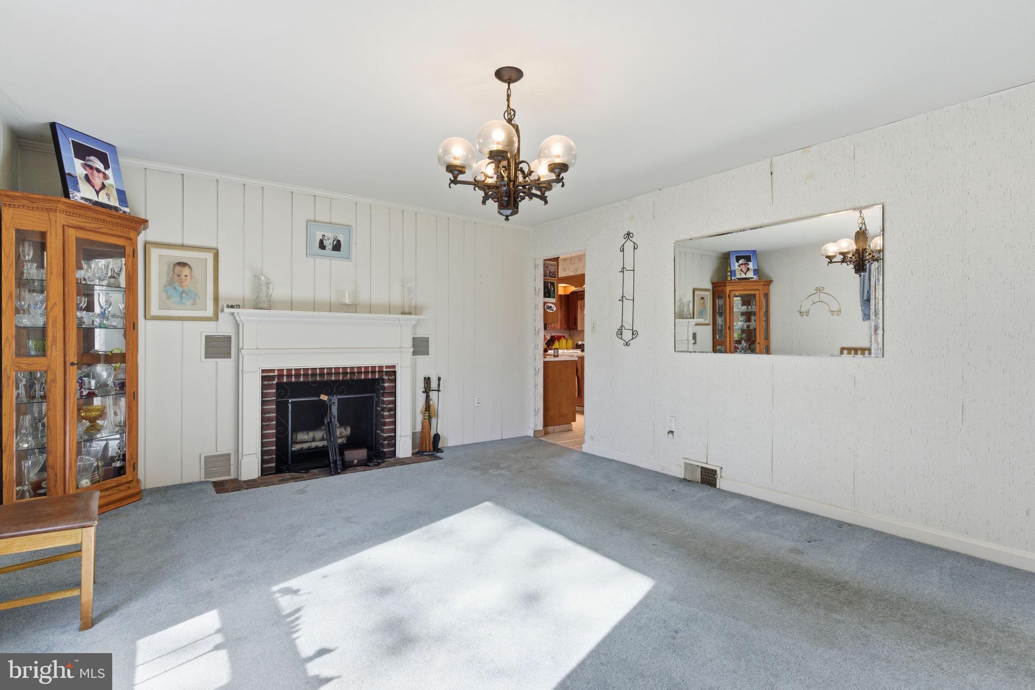 800 PLYMOUTH ROAD