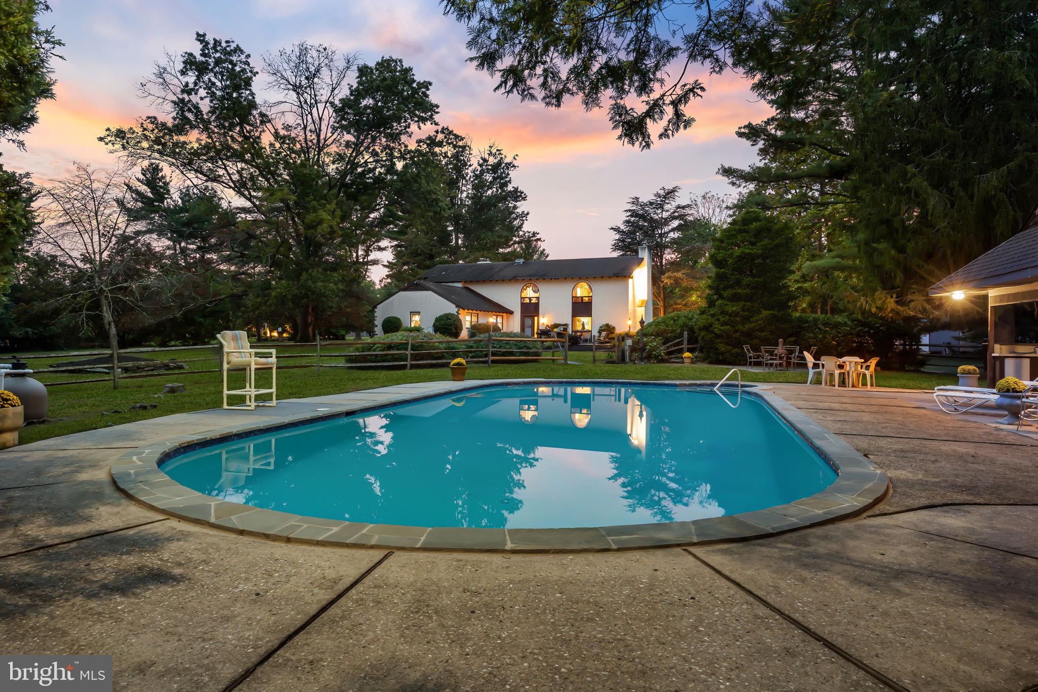 800 PLYMOUTH ROAD