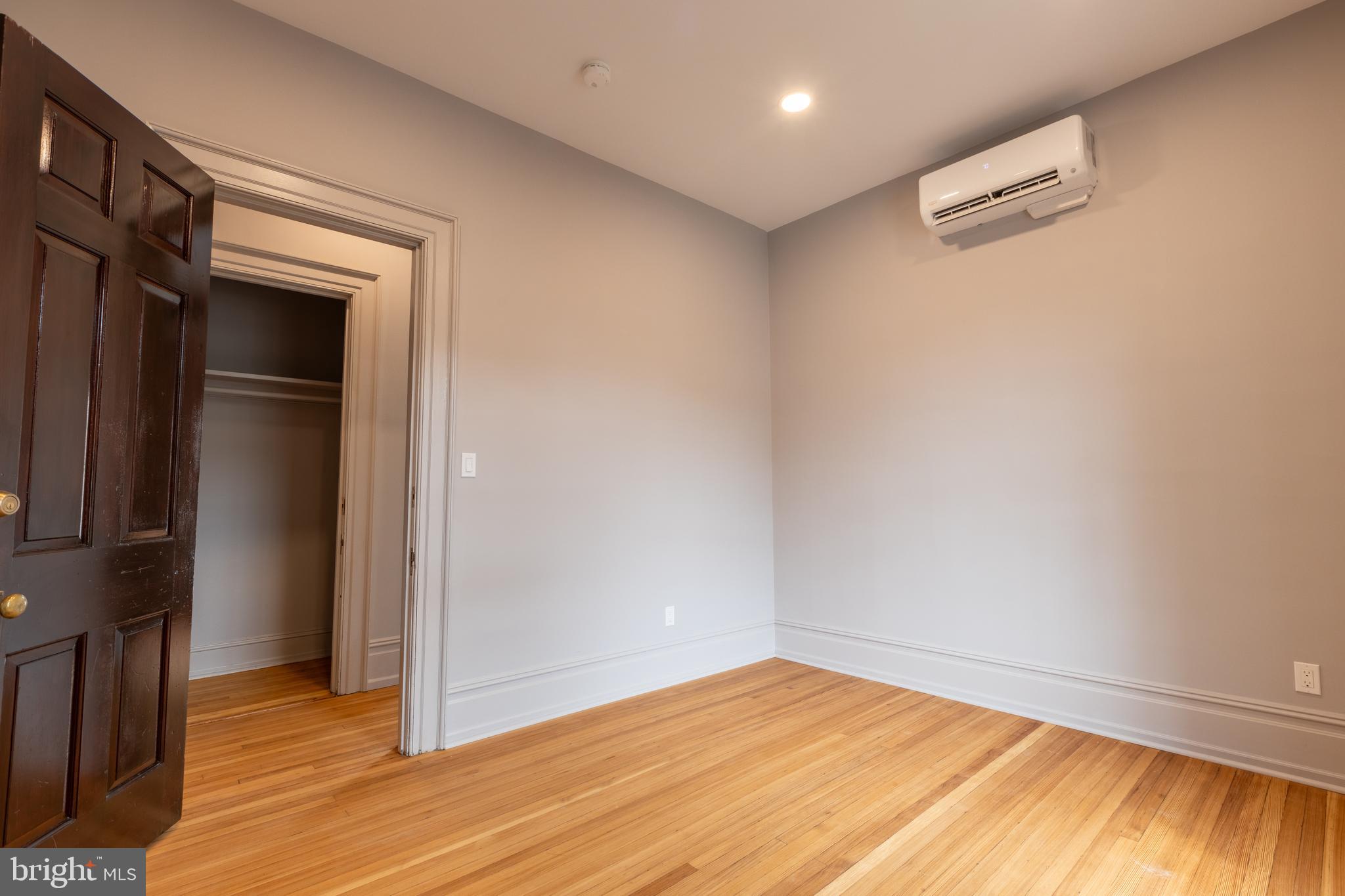 214 SPRING GARDEN STREET 2B