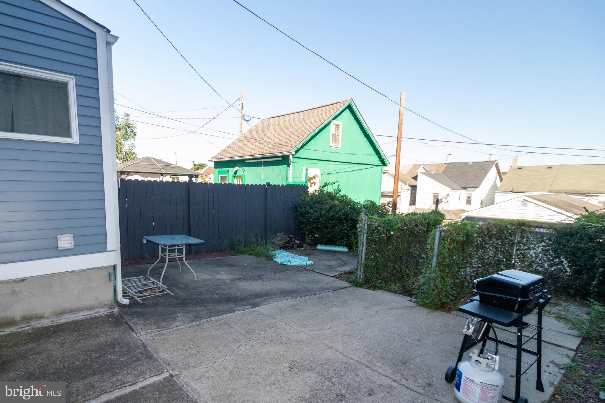 909 WASHINGTON STREET