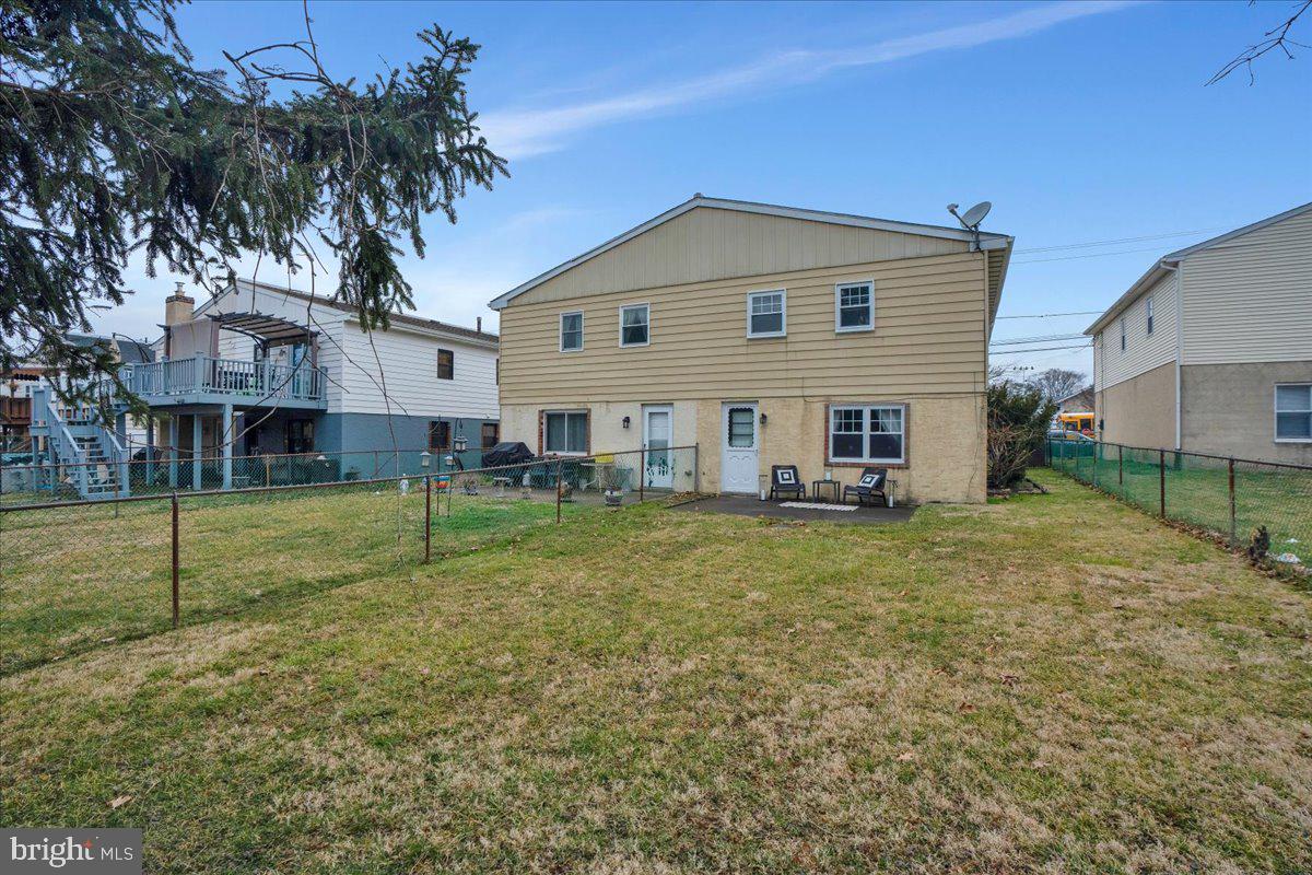 8937 Ashton Rd