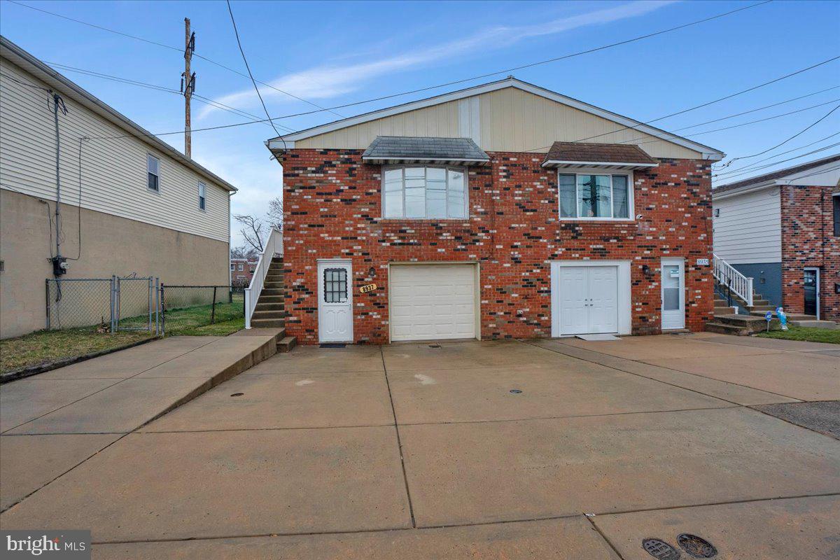 8937 Ashton Rd