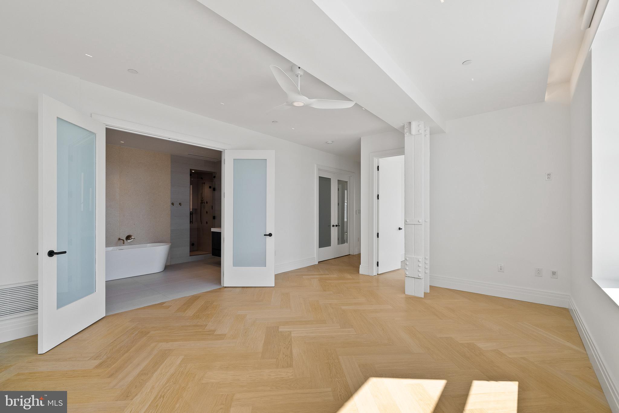 1401 SPRUCE PENTHOUSE I