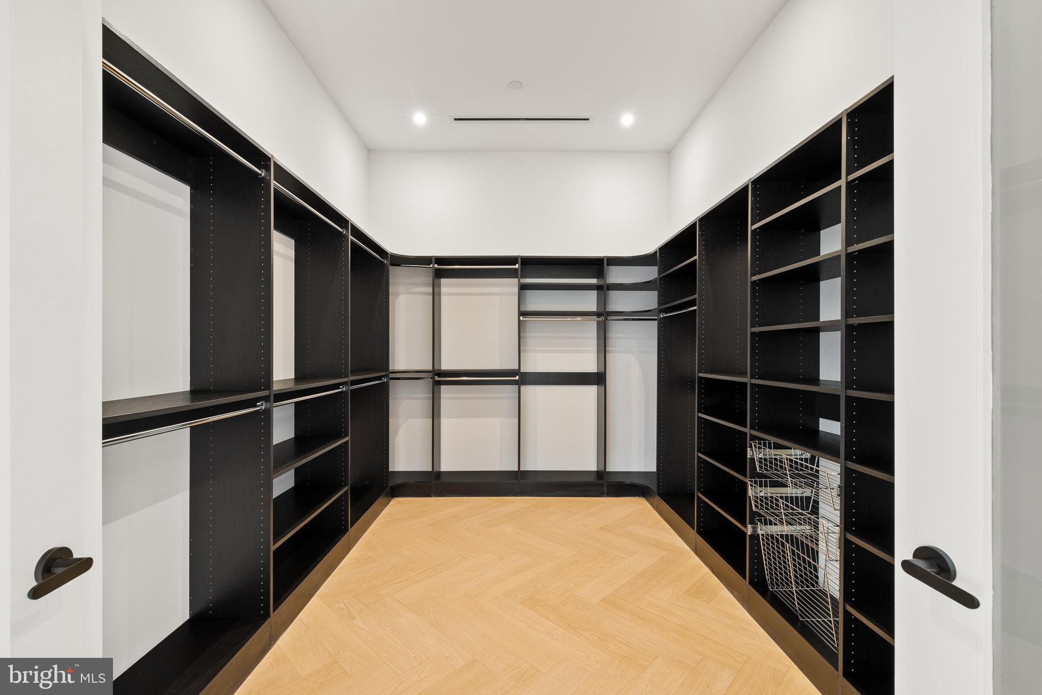 1401 SPRUCE PENTHOUSE I