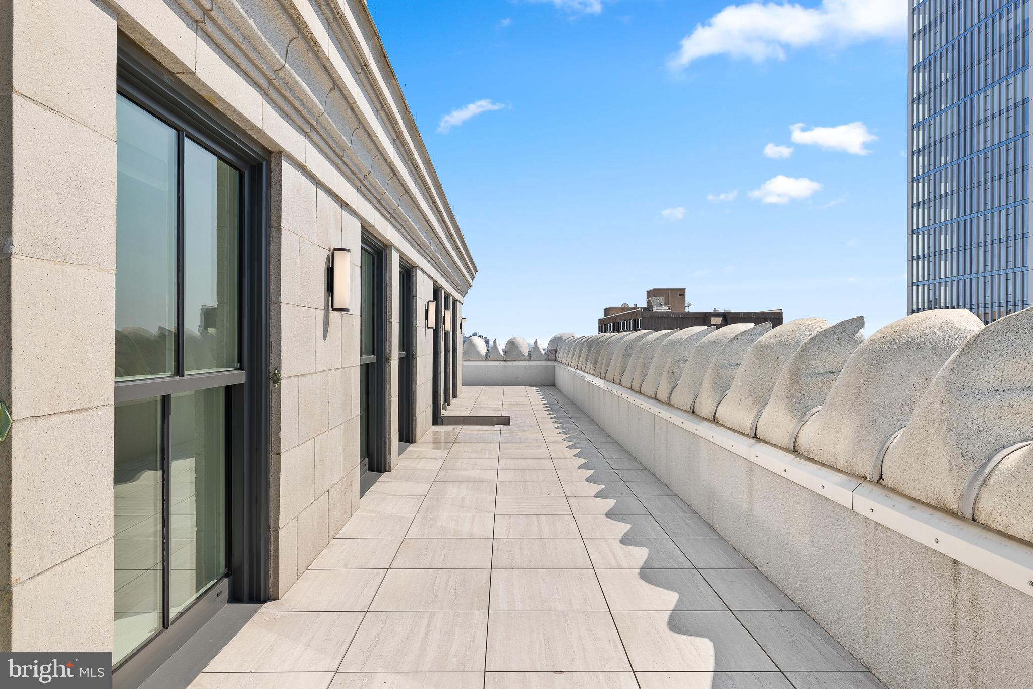 1401 SPRUCE PENTHOUSE I