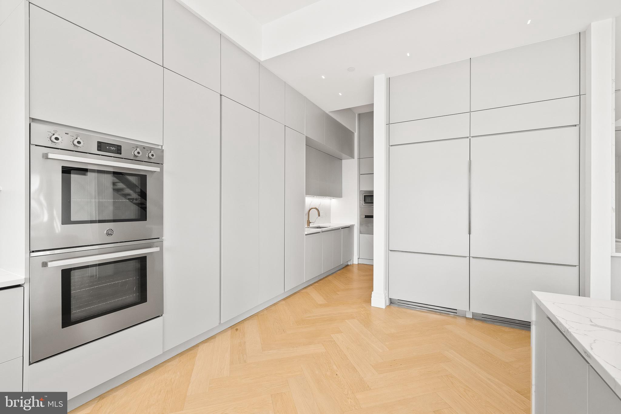 1401 SPRUCE PENTHOUSE I