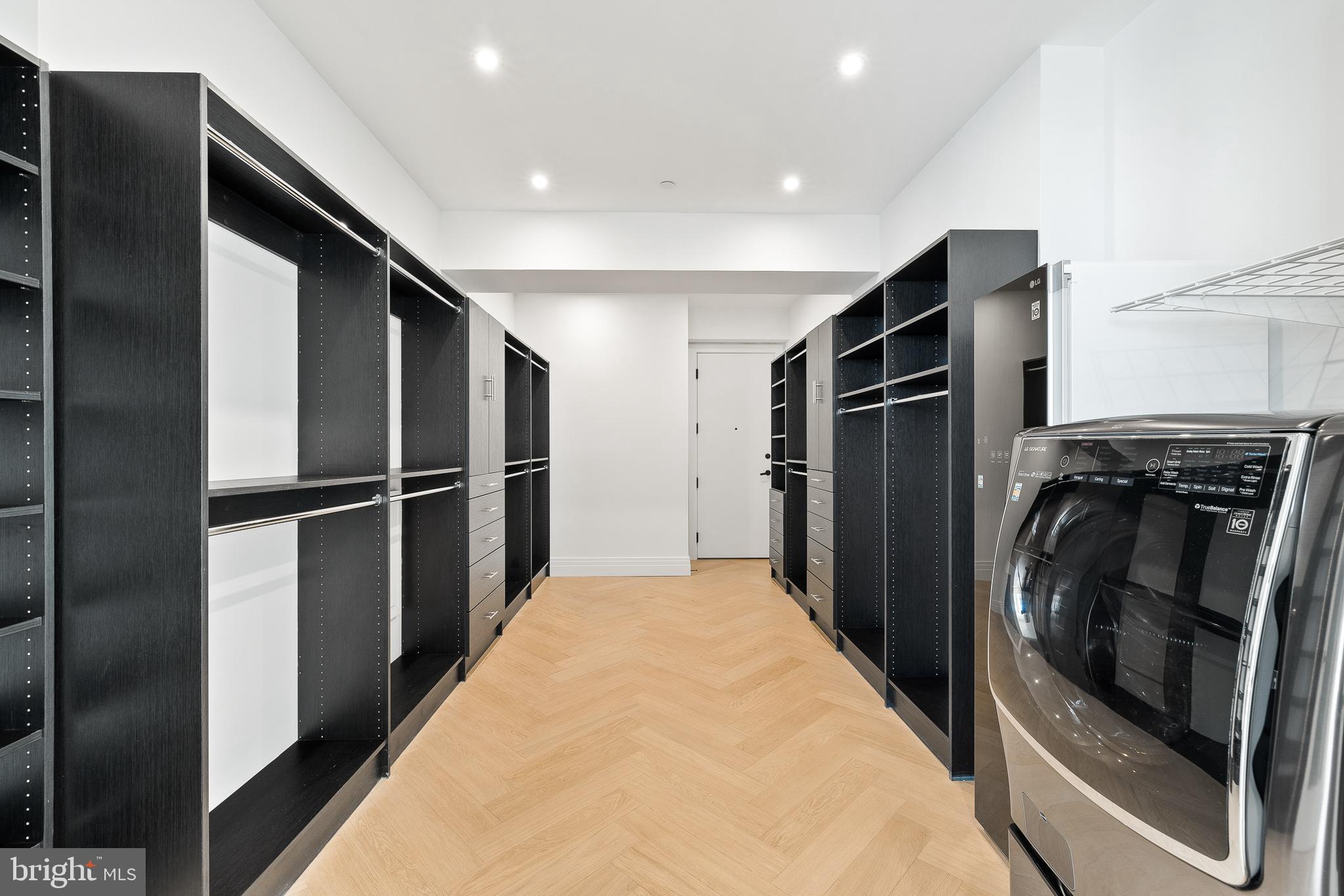 1401 SPRUCE PENTHOUSE I
