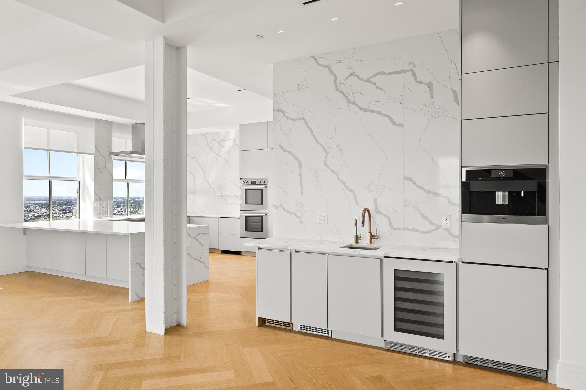 1401 SPRUCE PENTHOUSE I