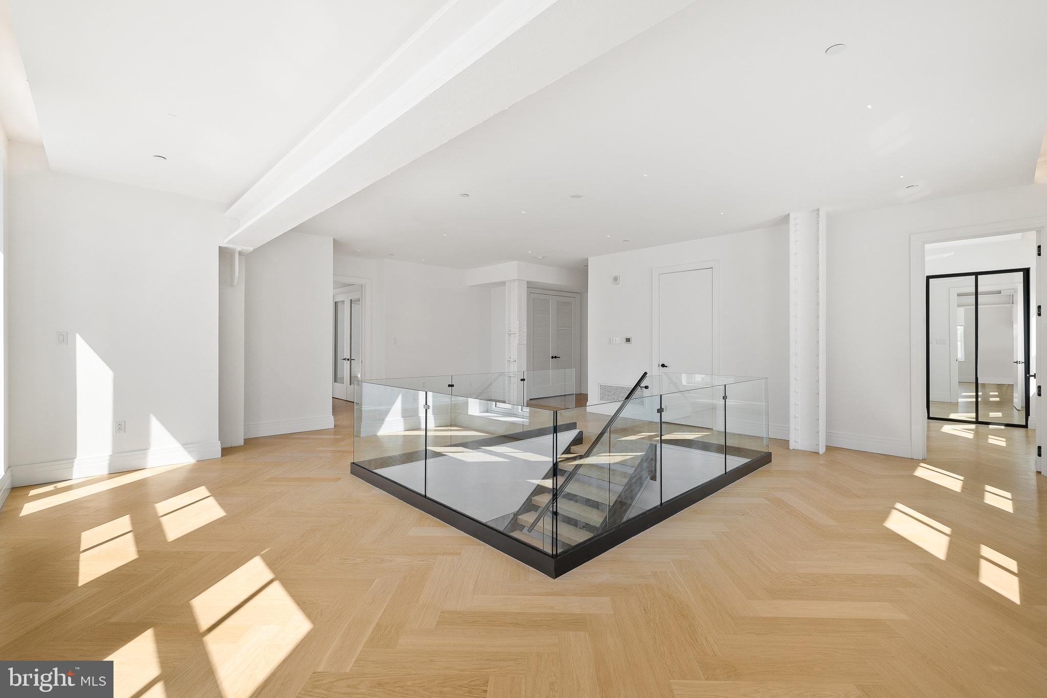 1401 SPRUCE PENTHOUSE I