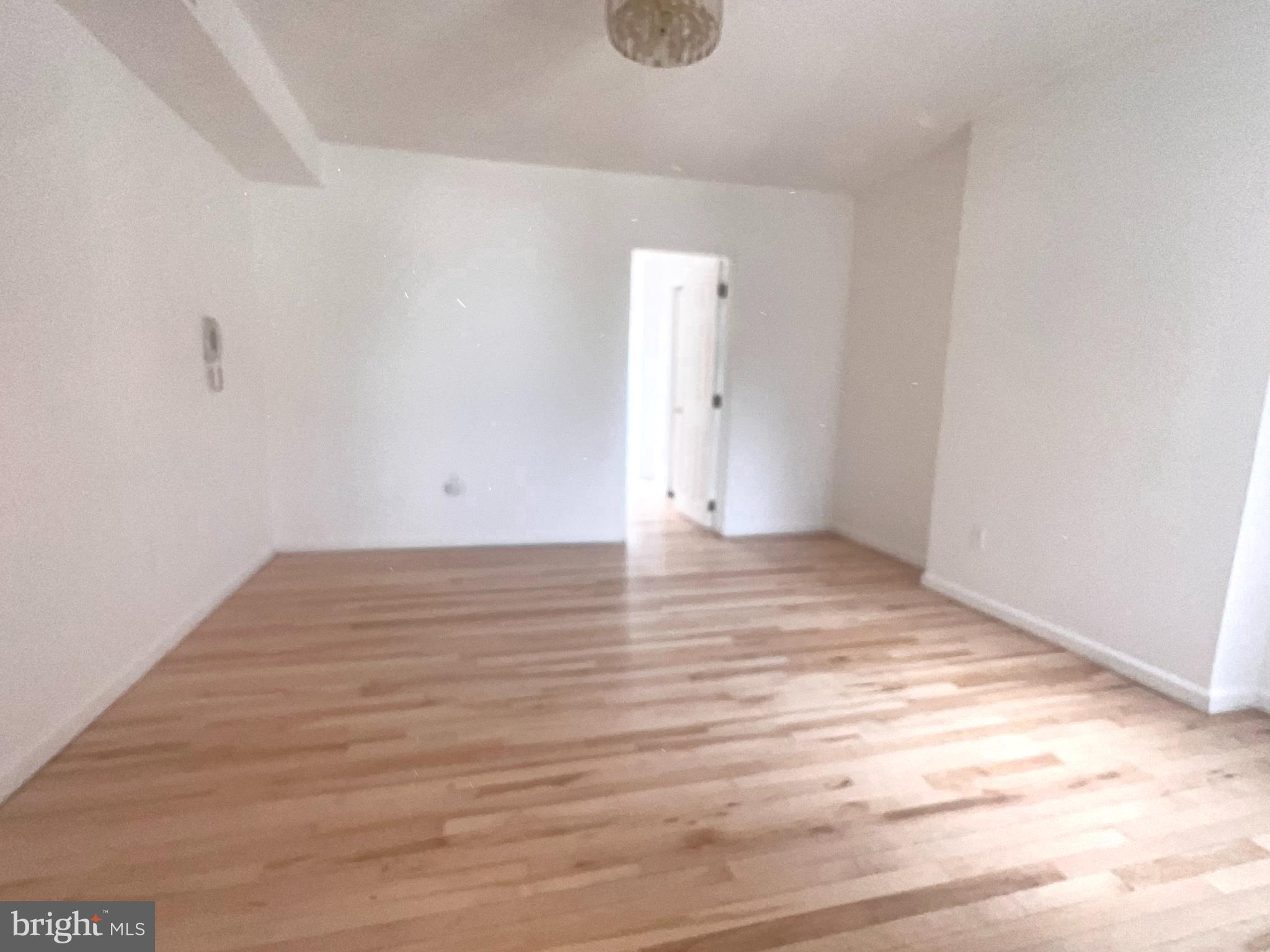 1309 MARLBOROUGH STREET 2F
