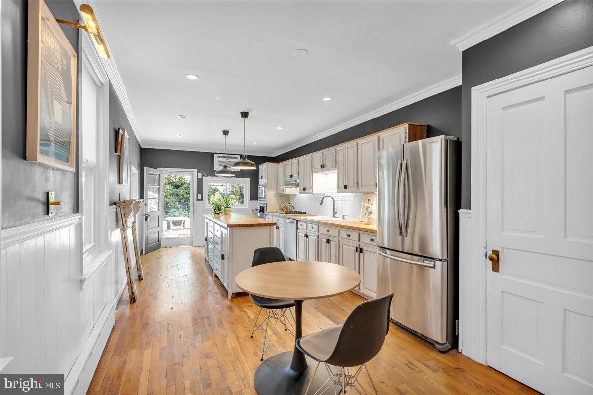 1342 MARLBOROUGH STREET