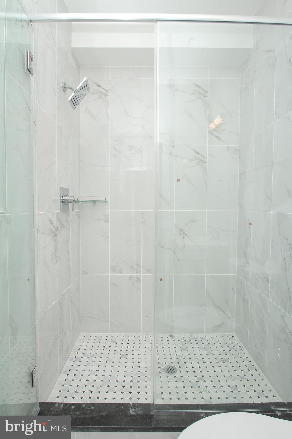 2423 FRANKFORD AVENUE 3F