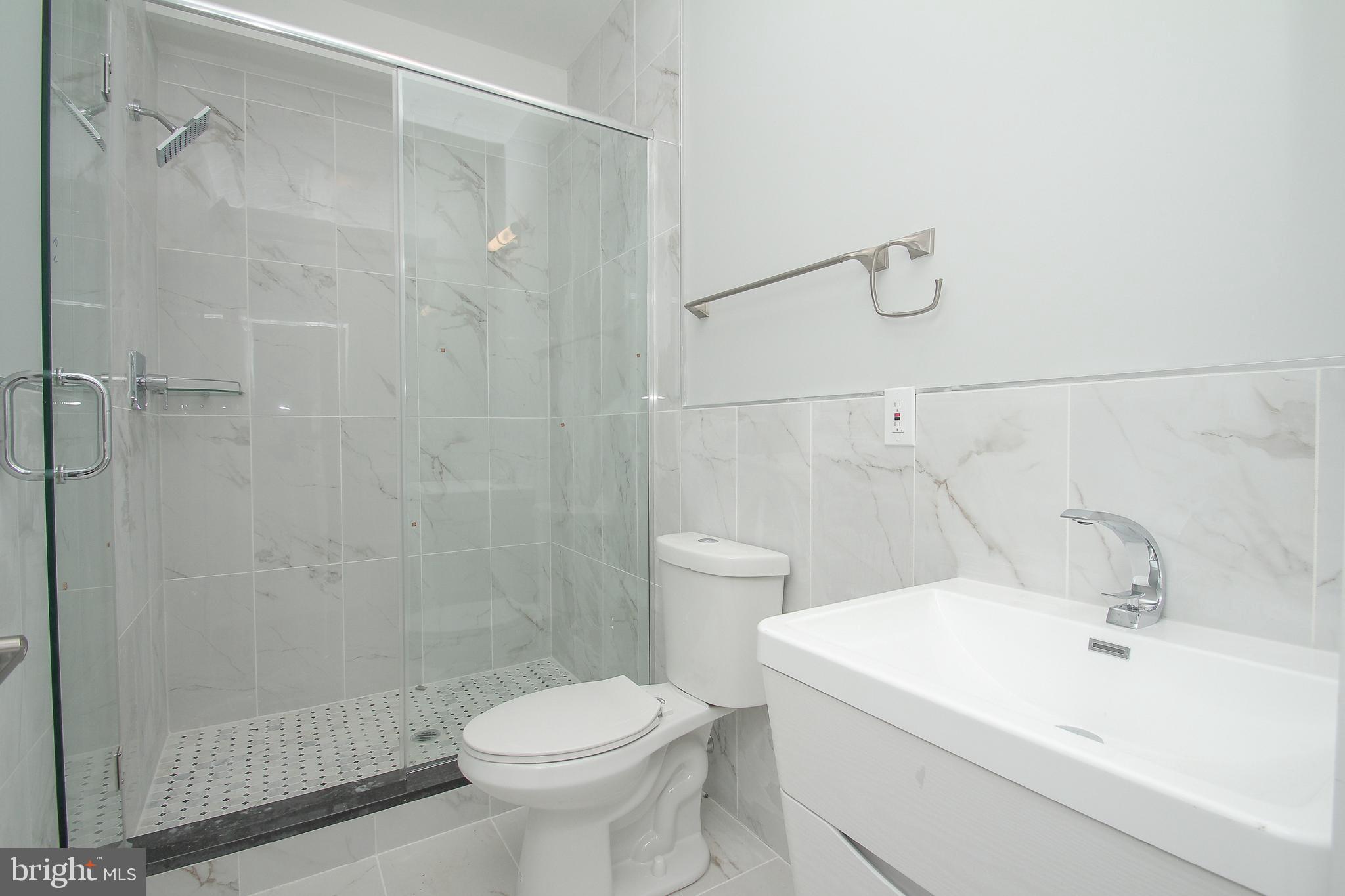 2423 FRANKFORD AVENUE 3F