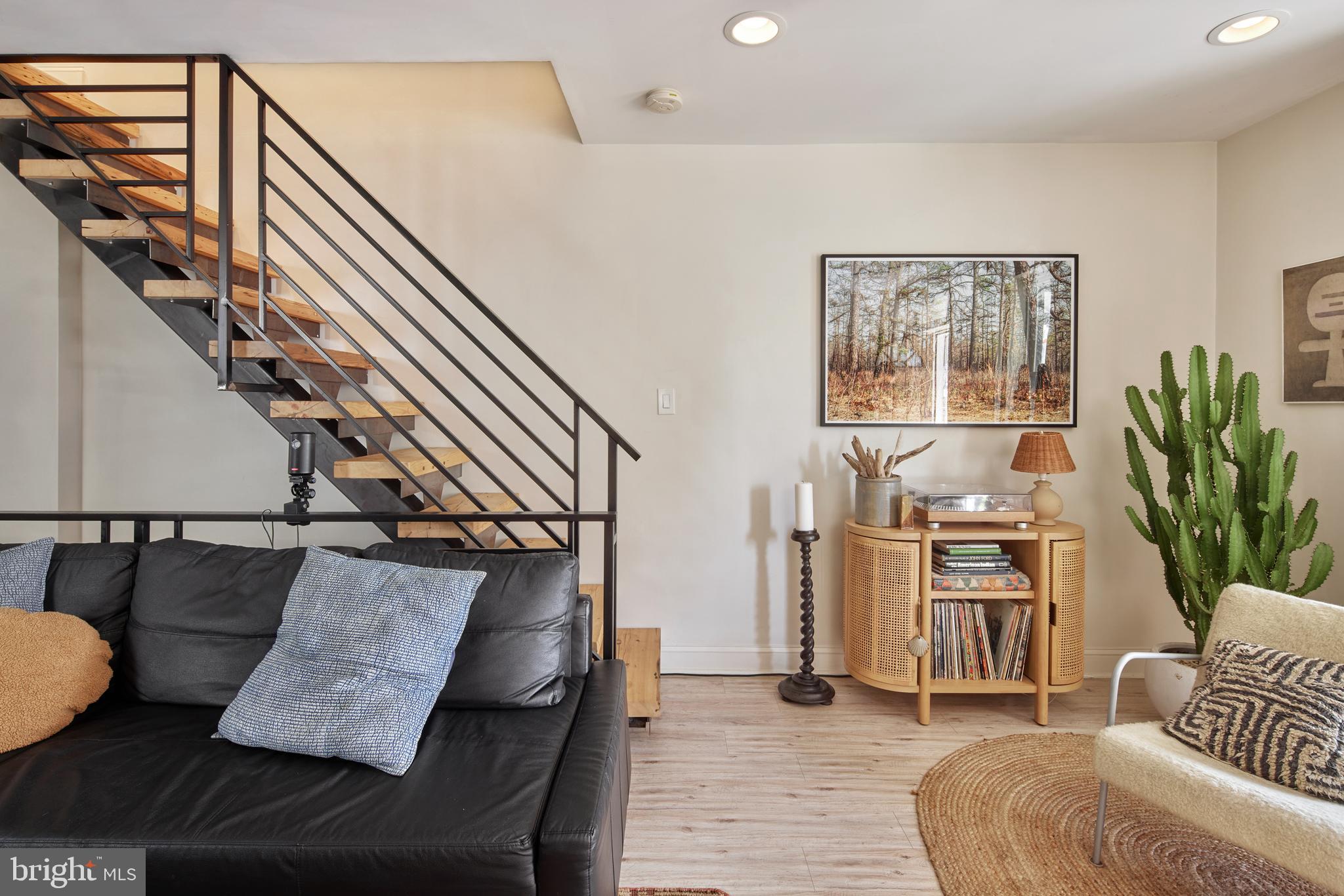 2618 CORAL STREET