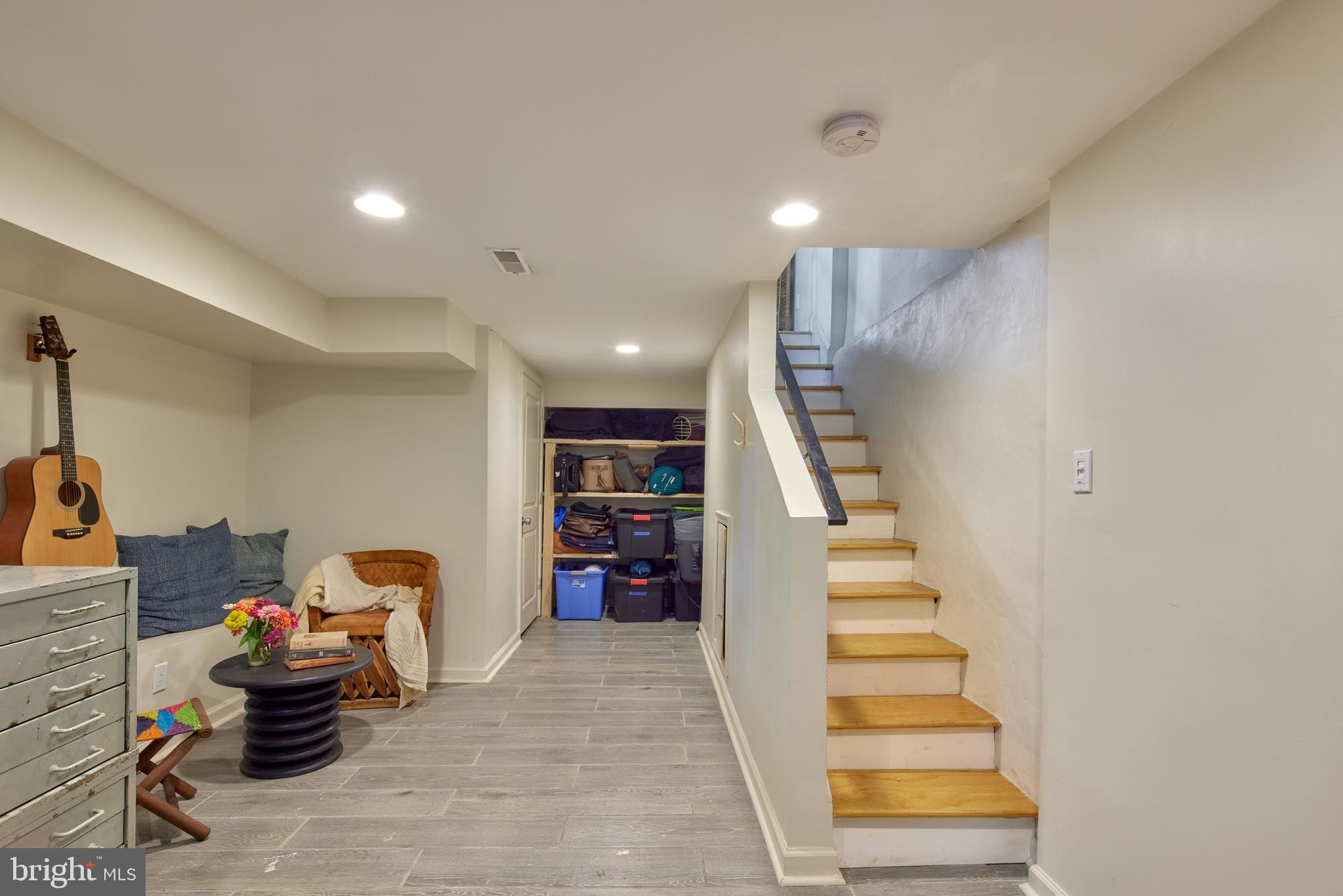 2618 CORAL STREET