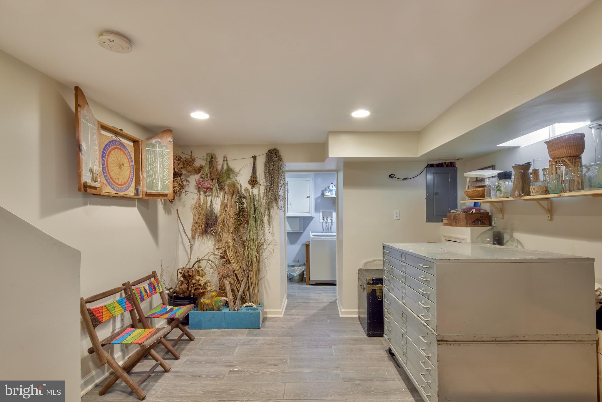 2618 CORAL STREET