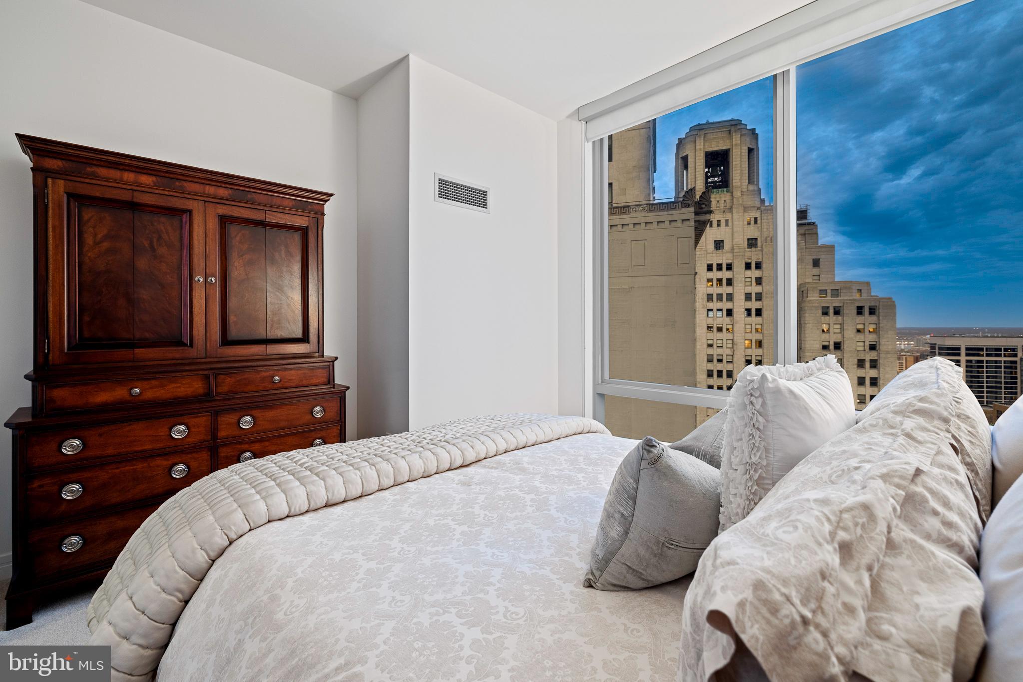 1414 S PENN SQUARE 32B