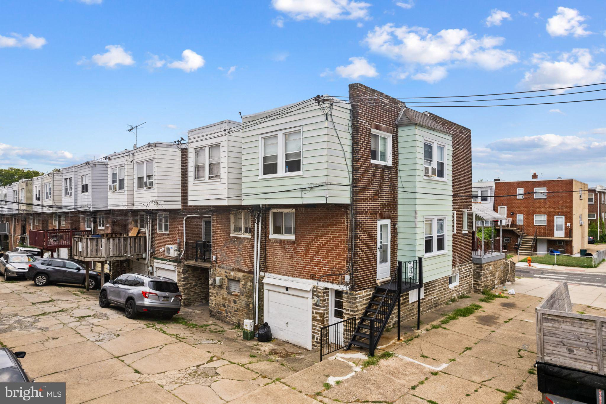 901 BRILL STREET