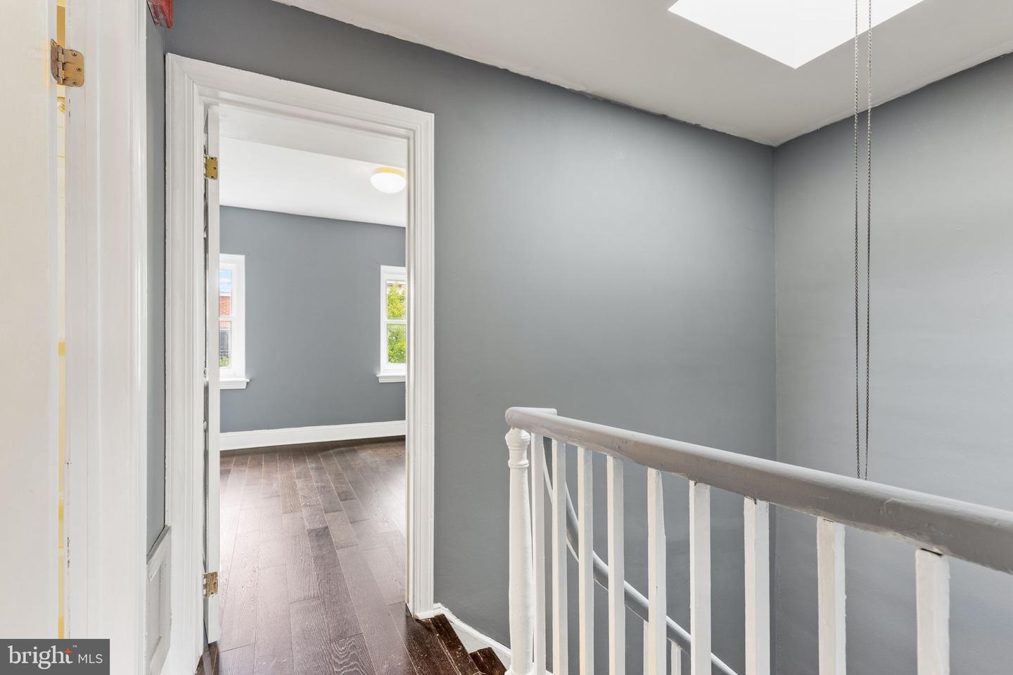 262 S 11th St