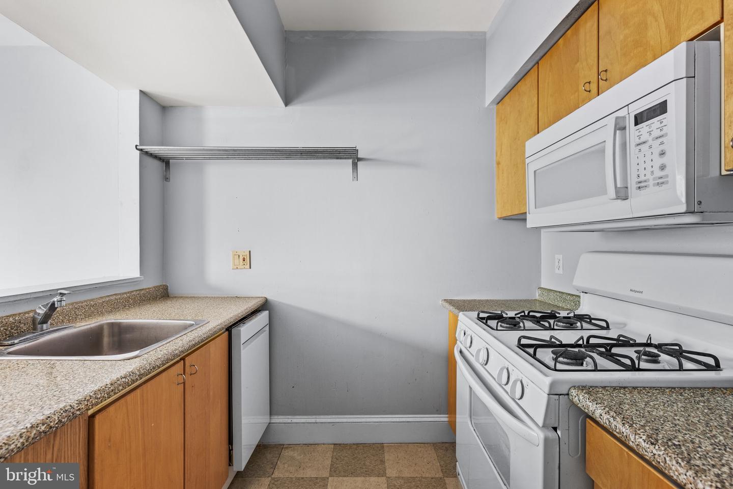 262 S 11th St