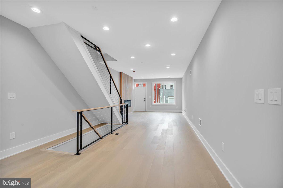536 MORRIS STREET