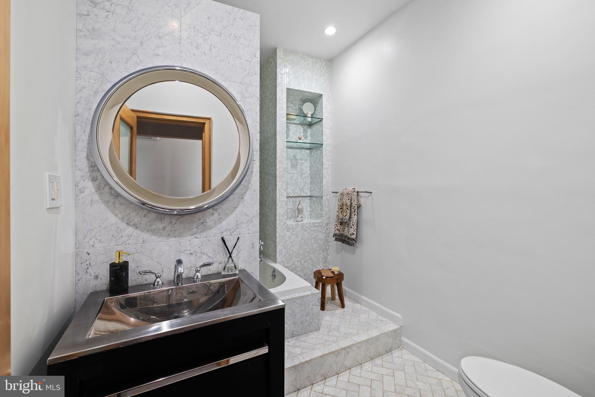 250 S 13TH STREET 14A