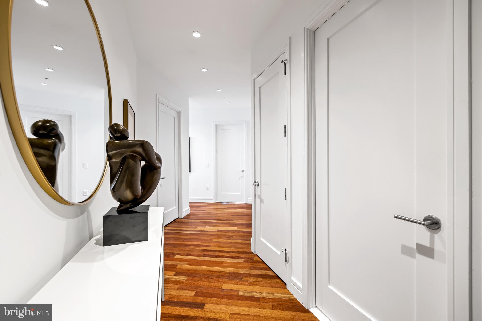 1414 S PENN SQUARE 32B