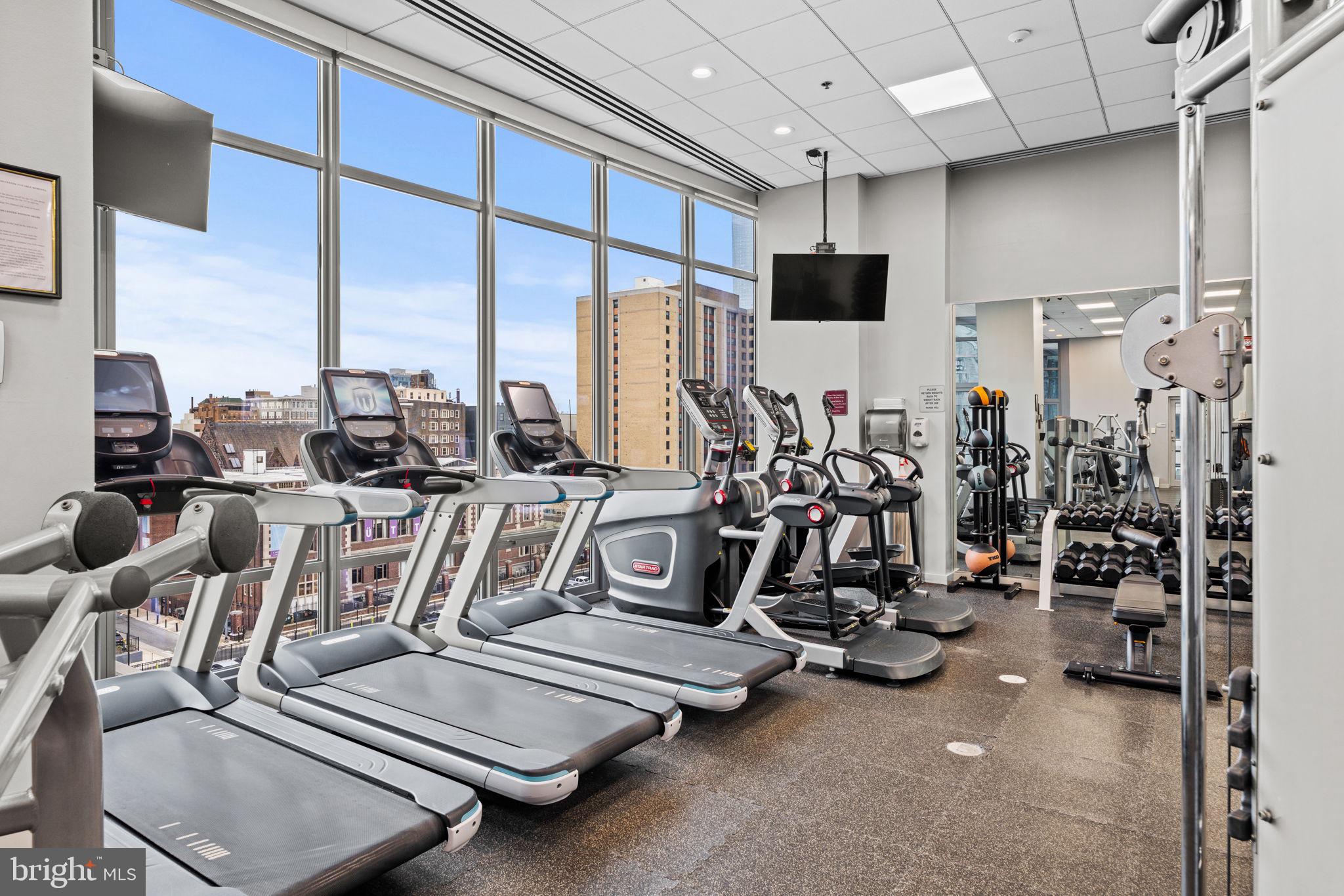 2101 MARKET STREET 602