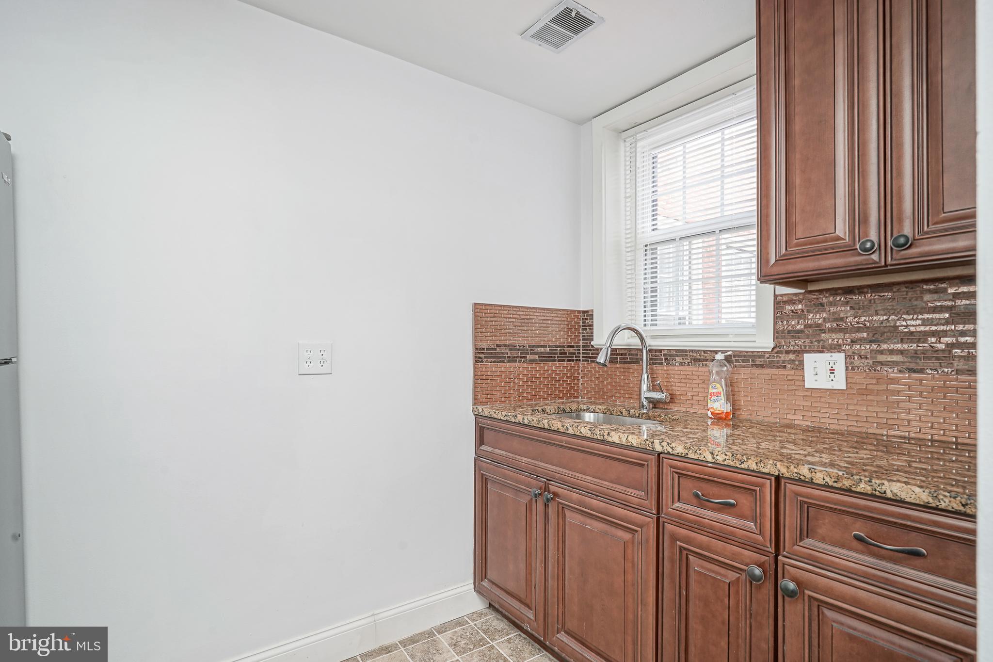 672 N 19TH STREET