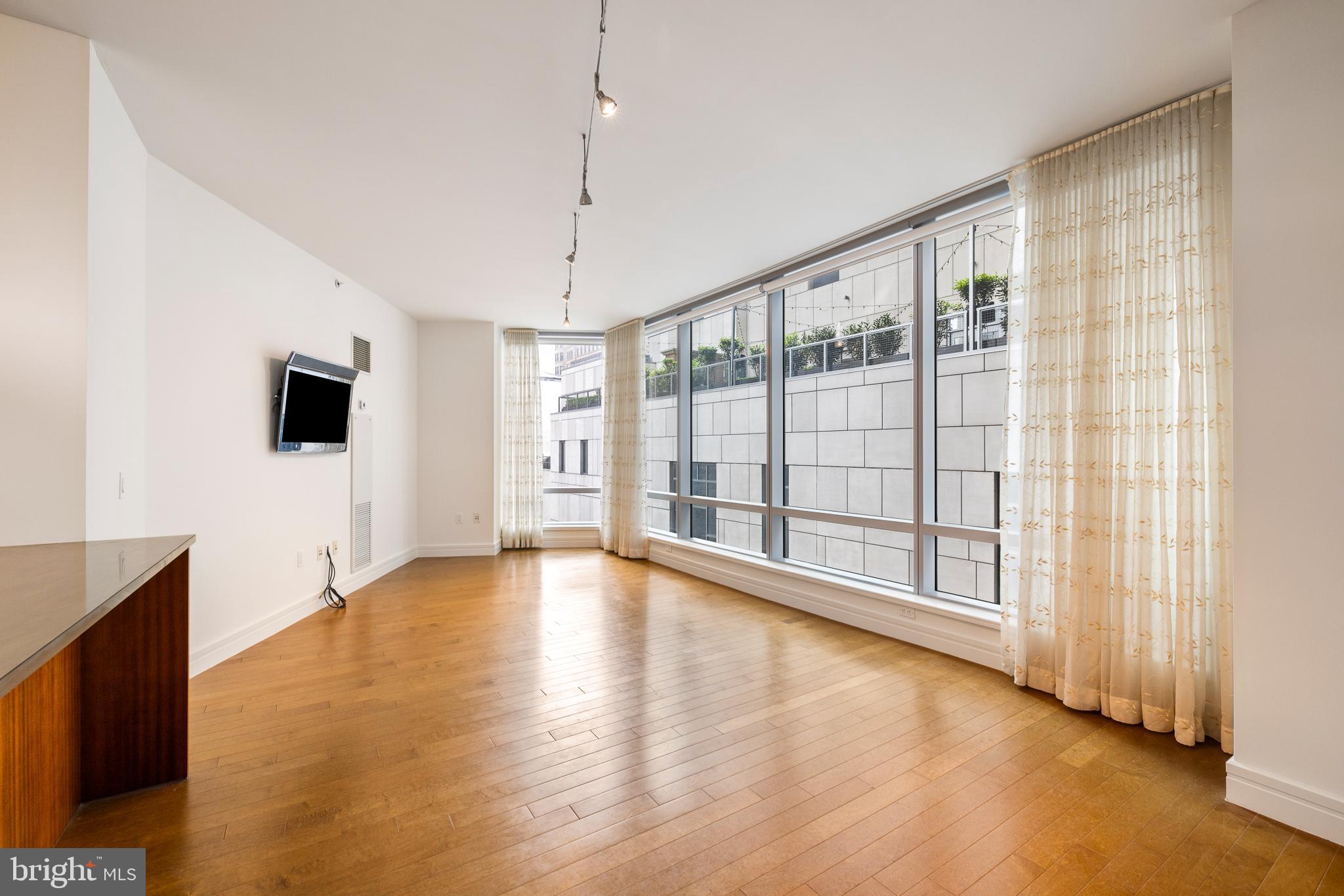 1414 S PENN SQUARE 9A