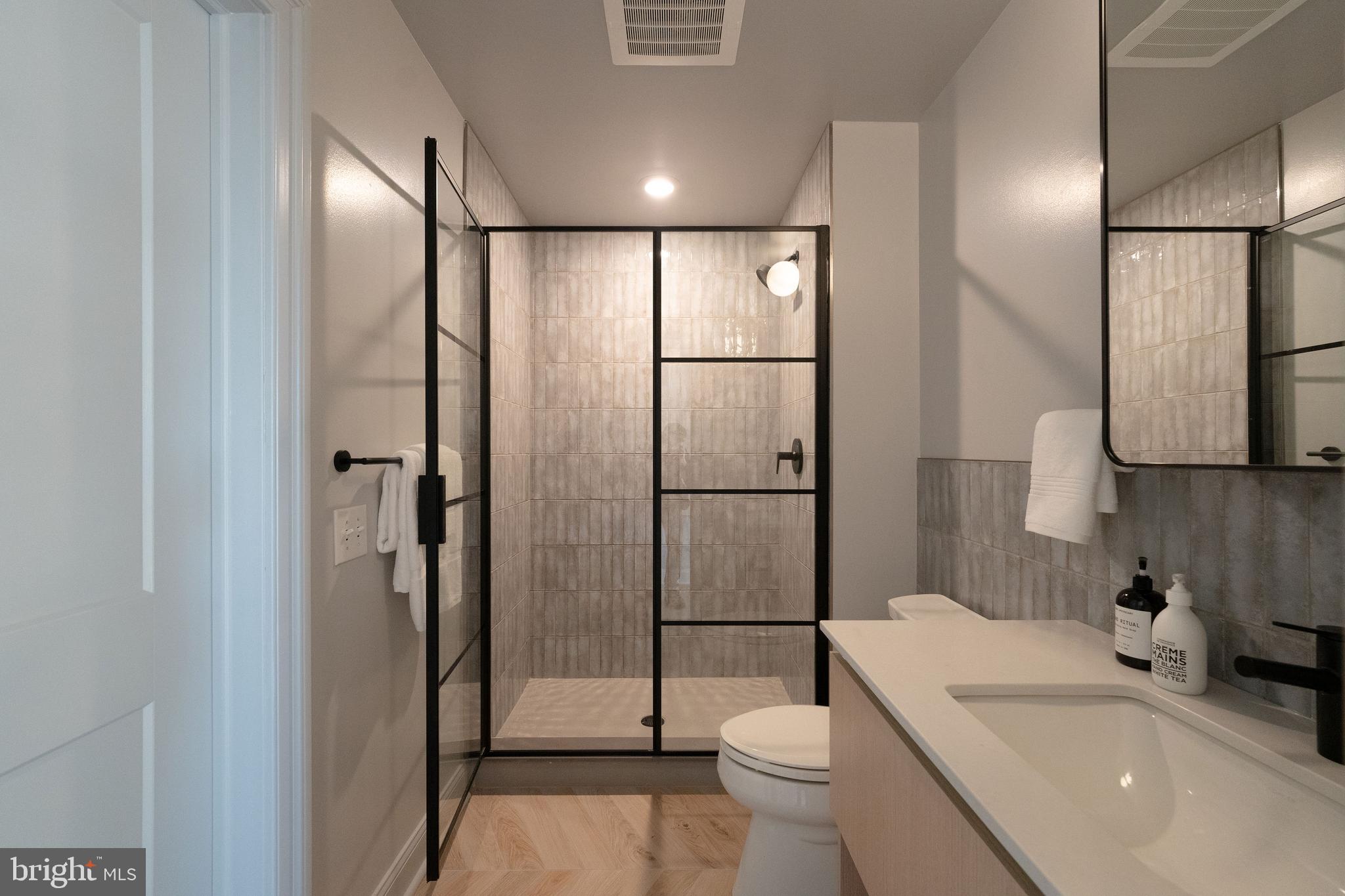 1325 N BEACH ST #536